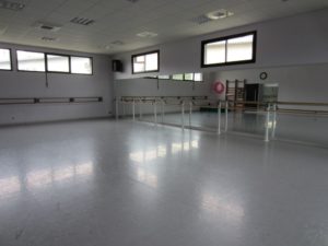 Salle de danse avec miroir ICPP